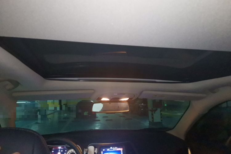 Used Jeep Cherokee 2020 2.0L Two-Wheel Drive Classic Sports Edition Headliner