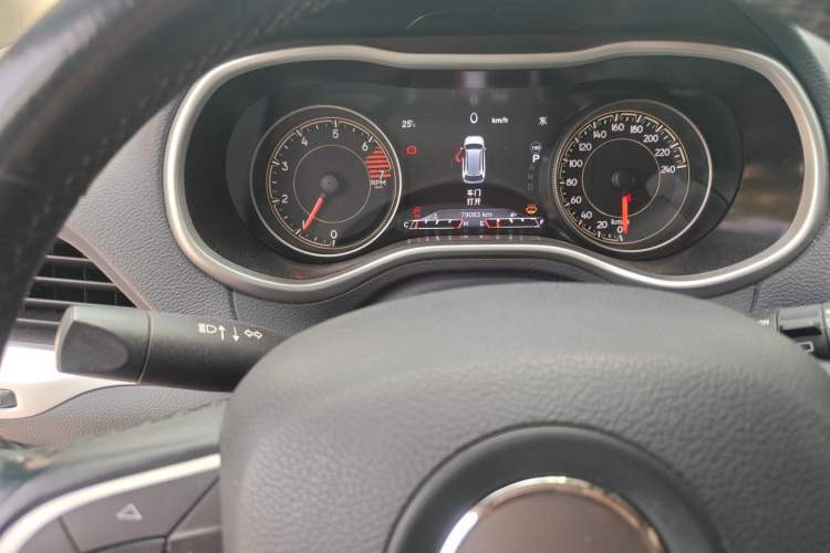 Used Jeep Cherokee 2020 2.0L Two-Wheel Drive Classic Sports Edition Instrument Cluster