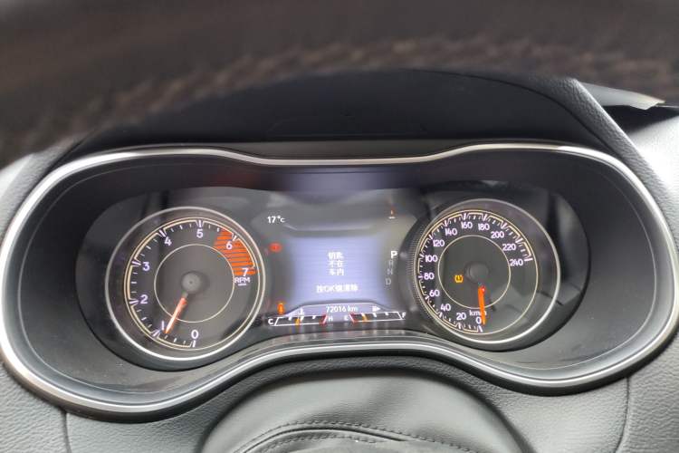 Used Jeep Cherokee 2020 2.0T Two-Wheel Drive Leading Edition Instrument Cluster