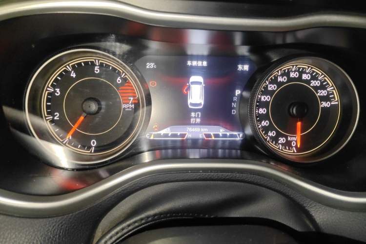 Used Jeep Cherokee 2020 2.0L Two-Wheel Drive Classic Sports Edition Instrument Cluster