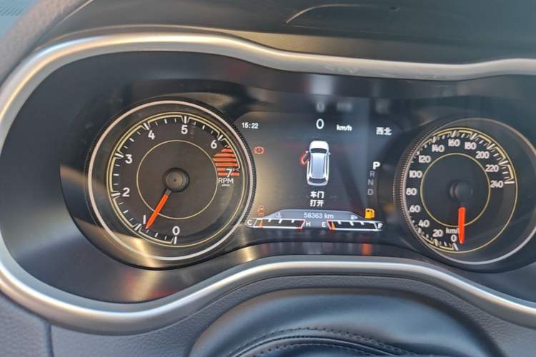 Used Jeep Cherokee 2020 2.0L Two-Wheel Drive Classic Sports Edition Instrument Cluster