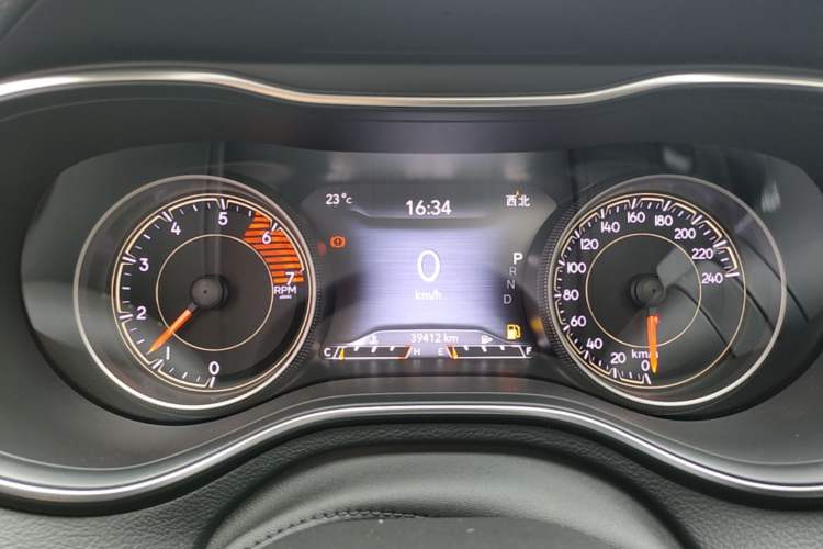 Used Jeep Cherokee 2020 2.0T Two-Wheel Drive Leading Edition Instrument Cluster