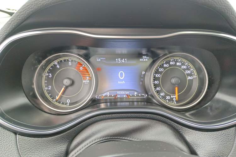Used Jeep Cherokee 2020 2.0T Two-Wheel Drive Leading Edition Instrument Cluster