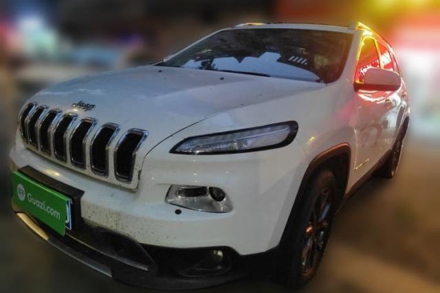 Used Jeep Cherokee 2020 2.0L Two-Wheel Drive Classic Sports Edition
