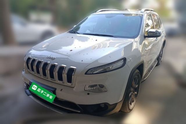 Used Jeep Cherokee 2020 2.0L Two-Wheel Drive Classic Sports Edition