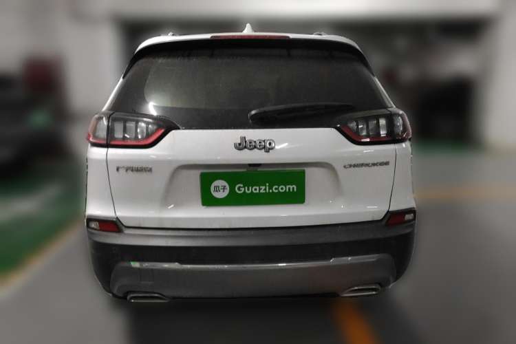 Used Jeep Cherokee 2020 2.0T Two-Wheel Drive Leading Edition Rear