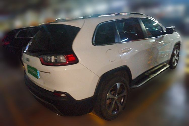 Used Jeep Cherokee 2020 2.0T Two-Wheel Drive Leading Edition Rear Right 45 Deg