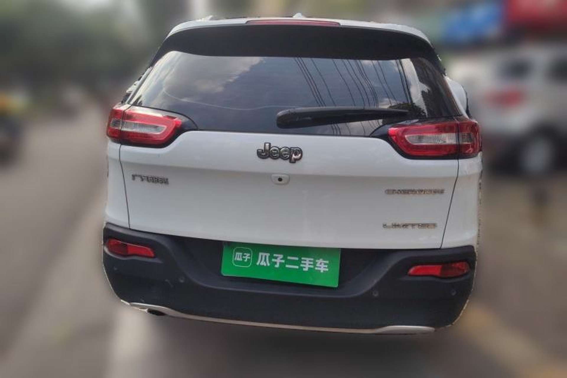 Used Jeep Cherokee 2020 2.0L Two-Wheel Drive Classic Sports Edition Rear