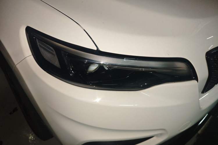 Used Jeep Cherokee 2020 2.0T Four-Wheel Drive Night Eagle Edition Right Front Headlight