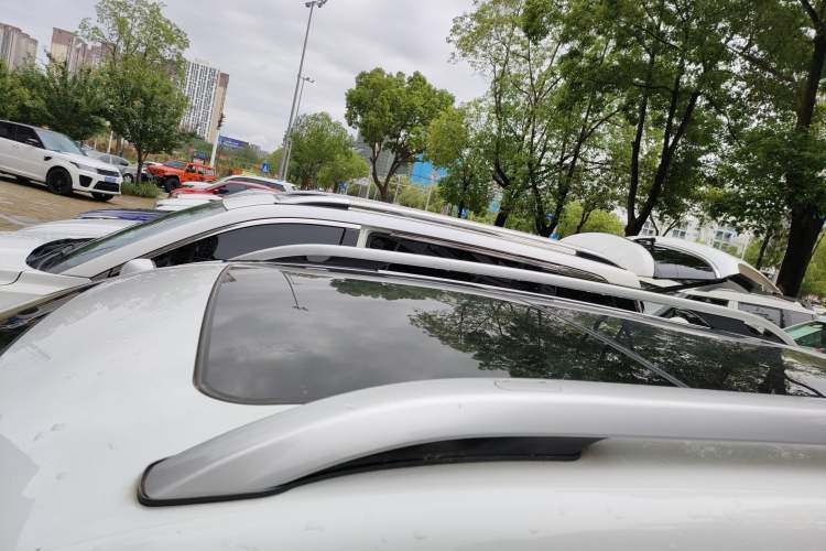 Used Jeep Cherokee 2020 2.0T Two-Wheel Drive Leading Edition Roof