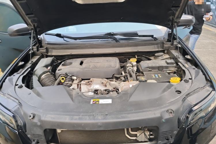 Used Jeep Cherokee 2021 2.0T Four-Wheel Drive 80th Anniversary Edition Engine Bay