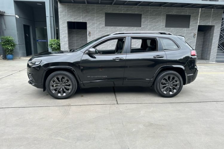 Used Jeep Cherokee 2021 2.0T Four-Wheel Drive 80th Anniversary Edition Exterior 4
