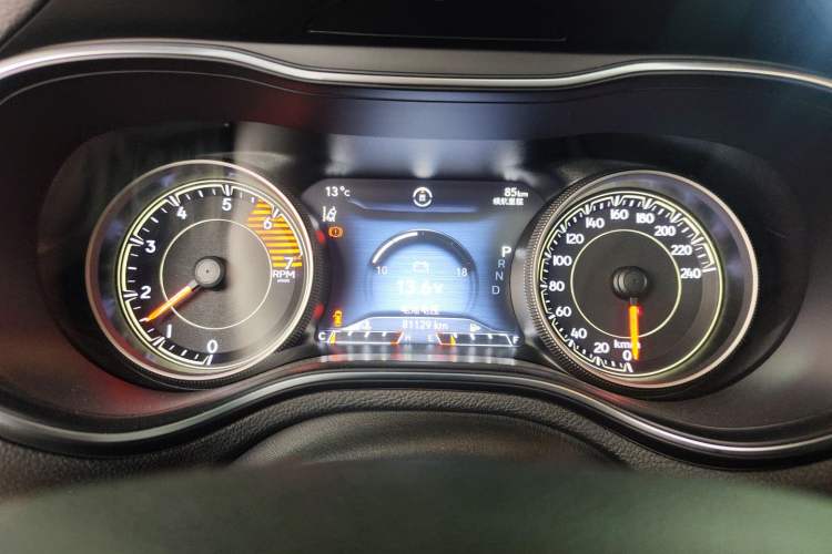 Used Jeep Cherokee 2021 2.0T Four-Wheel Drive 80th Anniversary Edition Instrument Cluster