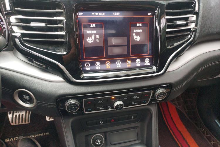 Used Jeep Commander 2018 2.0T Two-Wheel Drive Enjoyment Version China VI Emission Standard Audio And AC Panel