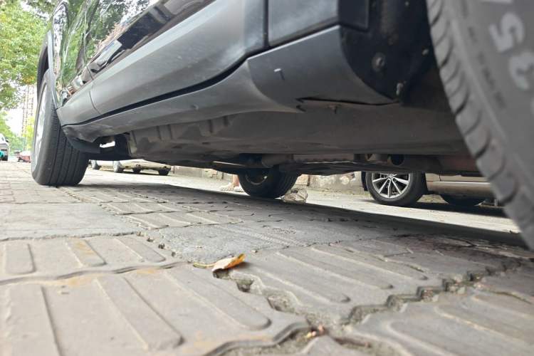 Used Jeep Commander 2018 2.0T Two-Wheel Drive Enjoy Edition China V Chassis Front Right