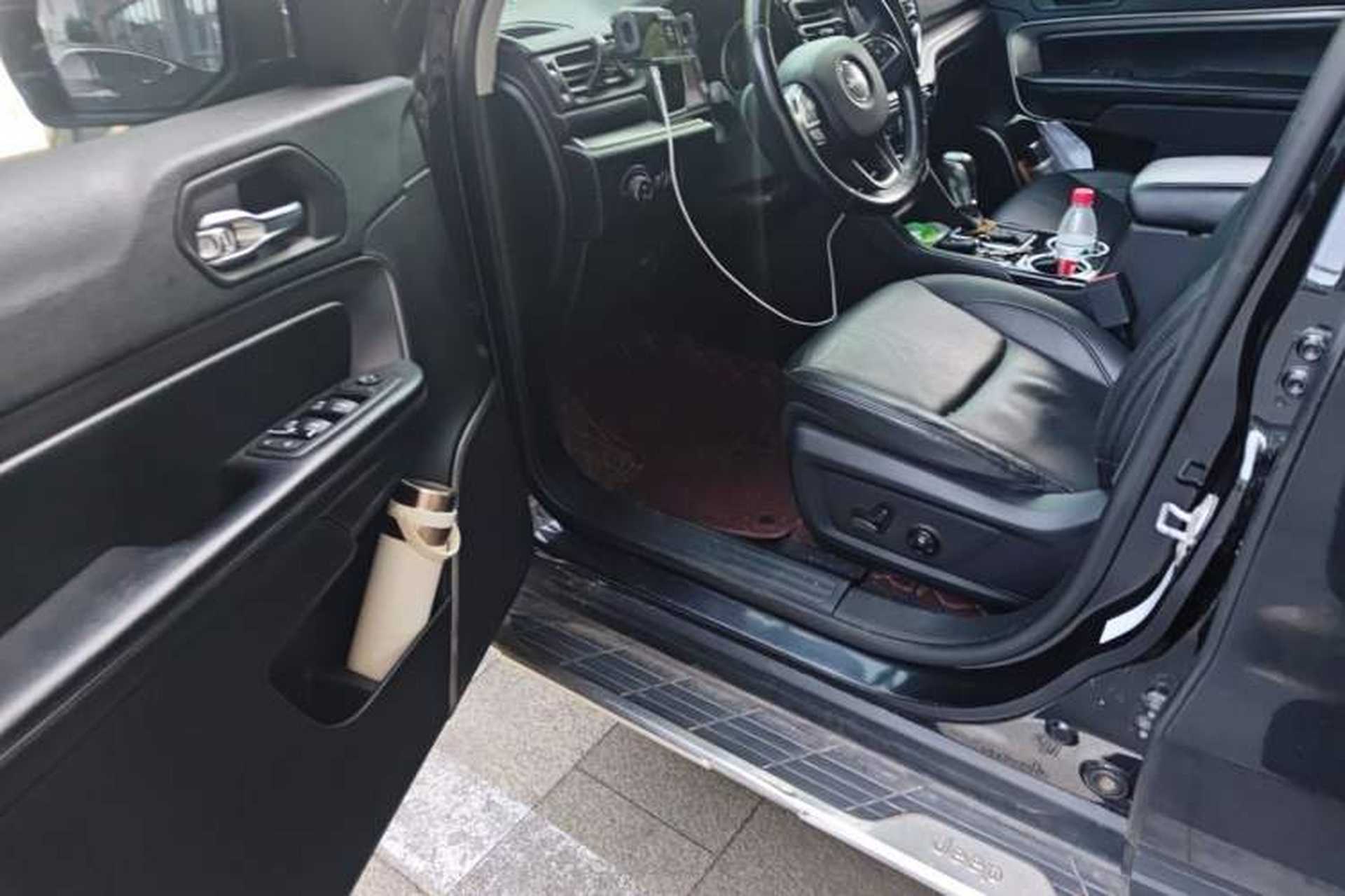 Used Jeep Commander 2018 2.0T Two-Wheel Drive Enjoy Edition China V Driver Seat