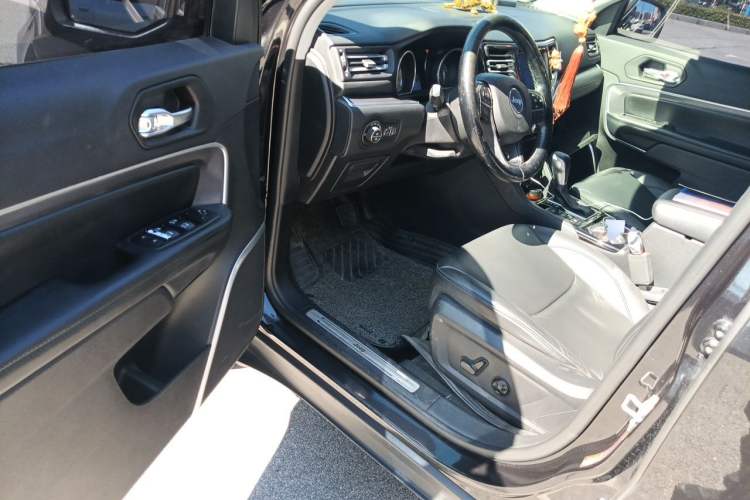 Used Jeep Commander 2018 2.0T Four-Wheel Drive Prestige Edition China V Driver Seat