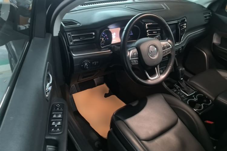 Used Jeep Commander 2018 2.0T Two-Wheel Drive Enjoyment Version China VI Emission Standard Driver Seat
