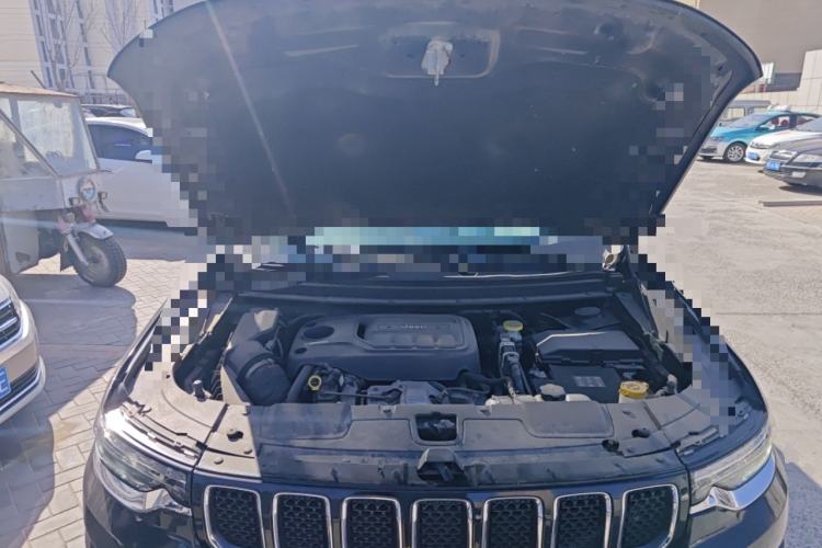 Used Jeep Commander 2018 2.0T Two-Wheel Drive Enjoy Edition China V Engine Bay