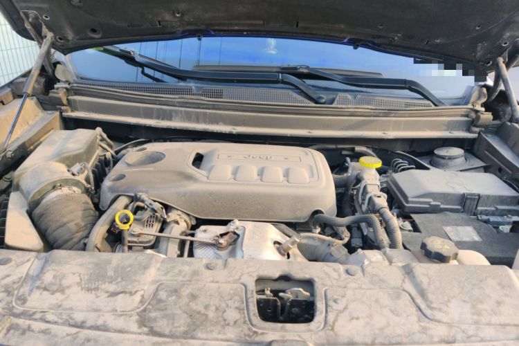 Used Jeep Commander 2018 2.0T Two-Wheel Drive Enjoy Edition China V Engine Bay