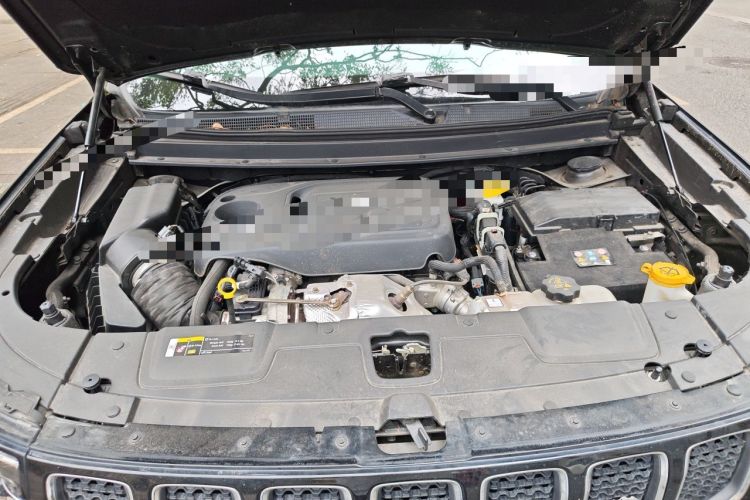 Used Jeep Commander 2018 2.0T Two-Wheel Drive Enjoy Edition China V Engine Bay
