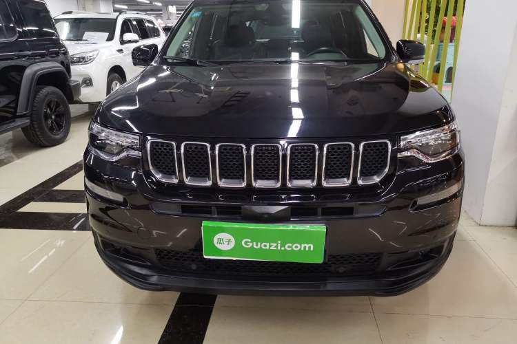 Used Jeep Commander 2018 2.0T Two-Wheel Drive Enjoyment Version China VI Emission Standard Exterior 1