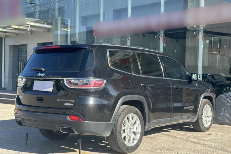 Used Jeep Commander 2018 2.0T Two-Wheel Drive Enjoy Edition China V Exterior 3