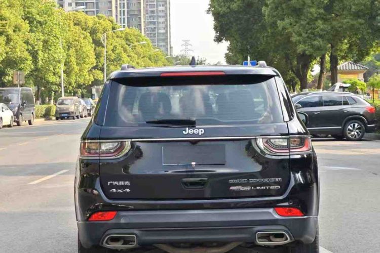 Used Jeep Commander 2018 2.0T Two-Wheel Drive Enjoy Edition China V Exterior 4