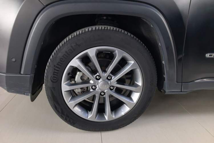Used Jeep Commander 2018 2.0T Four-Wheel Drive Prestige Edition China V Exterior 4