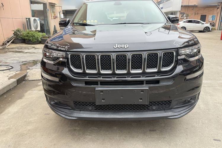 Used Jeep Commander 2018 2.0T Two-Wheel Drive Enjoyment Version China VI Emission Standard Exterior 6