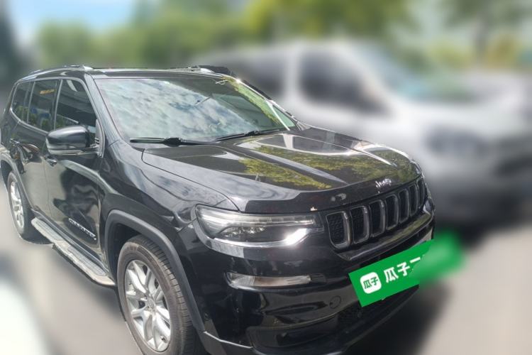 Used Jeep Commander 2018 2.0T Two-Wheel Drive Enjoyment Version China VI Front Right 45 Deg