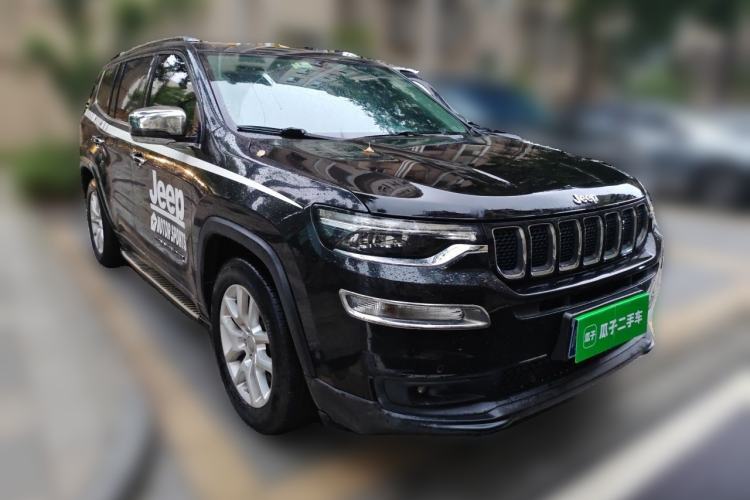 Used Jeep Commander 2018 2.0T Two-Wheel Drive Enjoyment Version China VI Emission Standard Front Right 45 Deg