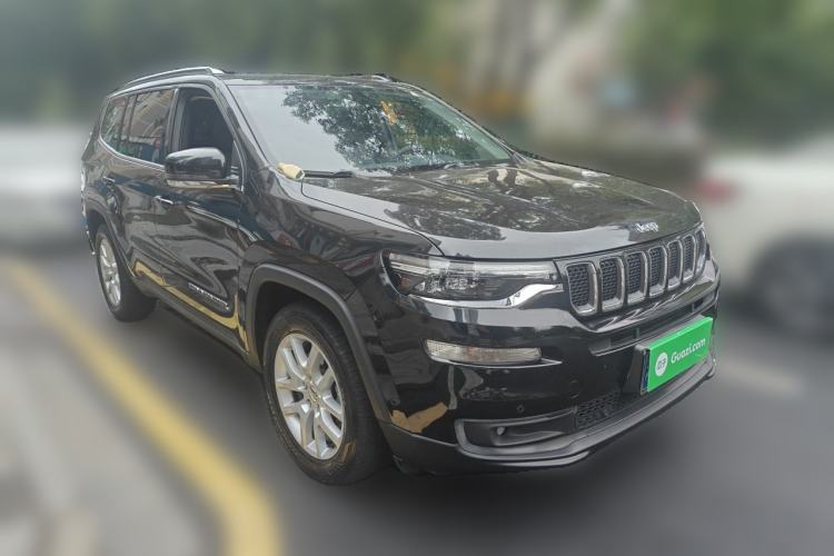 Used Jeep Commander 2018 2.0T Two-Wheel Drive Enjoy Edition China V Front Right 45 Deg