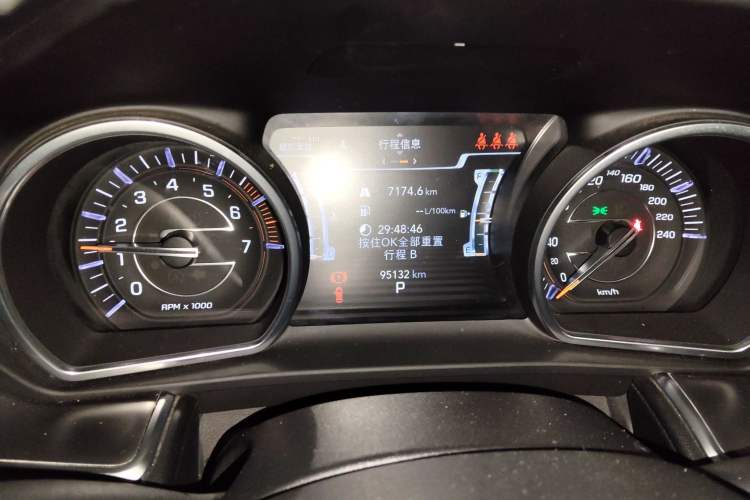Used Jeep Commander 2018 2.0T Four-Wheel Drive Prestige Edition China V Instrument Cluster