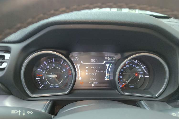 Used Jeep Commander 2018 2.0T Four-Wheel Drive Prestige Edition China V Instrument Cluster