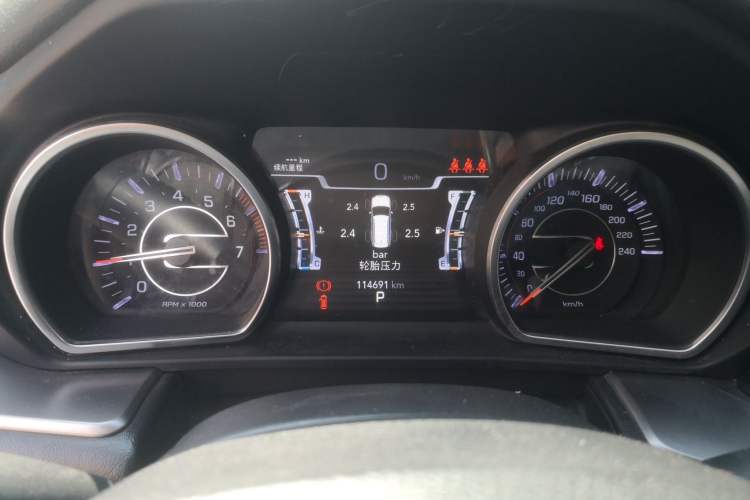 Used Jeep Commander 2018 2.0T Two-Wheel Drive Enjoy Edition China V Instrument Cluster
