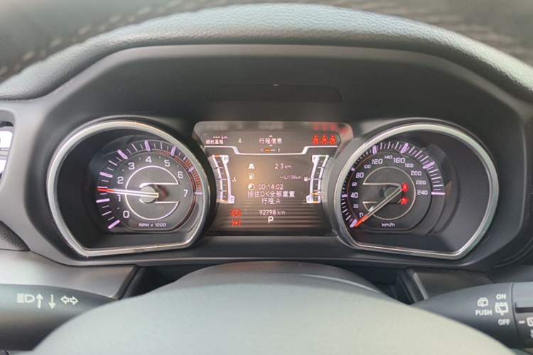 Used Jeep Commander 2018 2.0T Two-Wheel Drive Enjoyment Version China VI Emission Standard Instrument Cluster