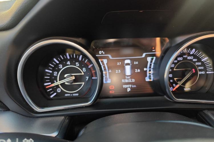 Used Jeep Commander 2018 2.0T Two-Wheel Drive Enjoy Edition China V Instrument Cluster