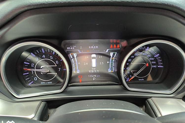 Used Jeep Commander 2018 2.0T Two-Wheel Drive Enjoy Edition China V Instrument Cluster