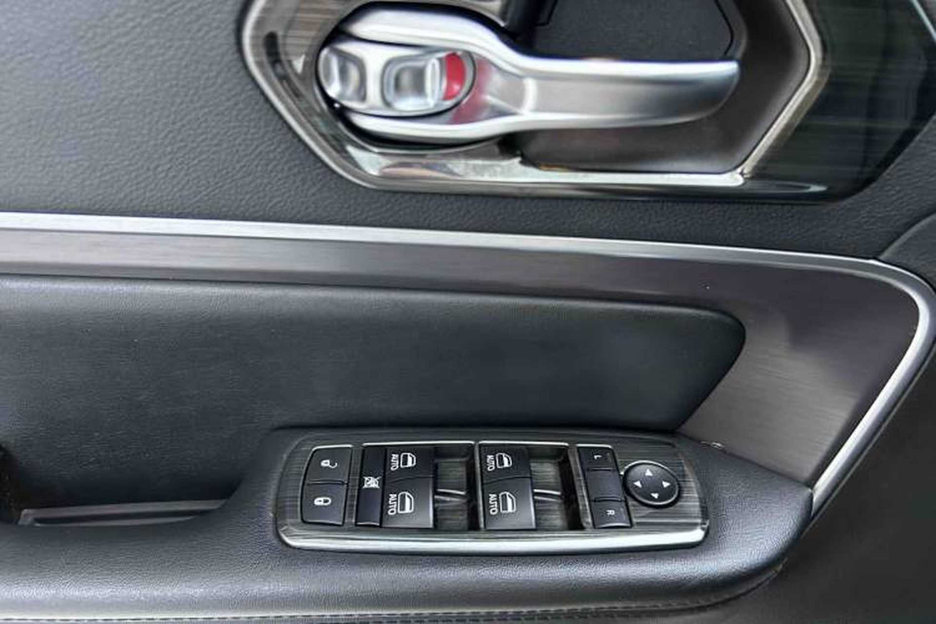 Used Jeep Commander 2018 2.0T Four-Wheel Drive Prestige Edition China V Interior 7