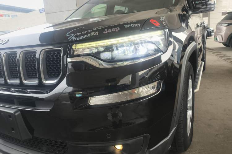 Used Jeep Commander 2018 2.0T Two-Wheel Drive Enjoyment Version China VI Emission Standard Left Front Headlight