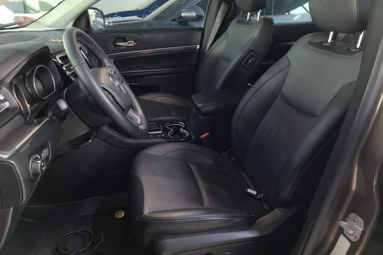 Used Jeep Commander 2018 2.0T Four-Wheel Drive Prestige Edition China V Left Front Seat