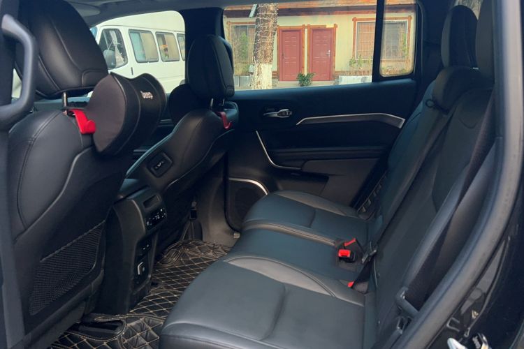 Used Jeep Commander 2018 2.0T Four-wheel Drive Premium Edition China VI Left Rear Seat