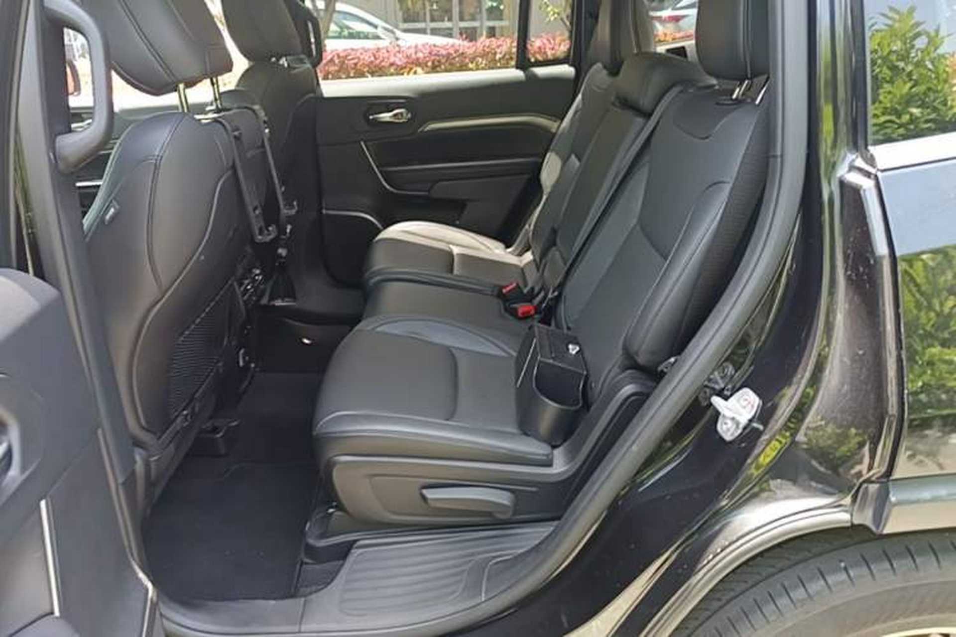 Used Jeep Commander 2018 2.0T Two-Wheel Drive Enjoy Edition China V Left Rear Seat