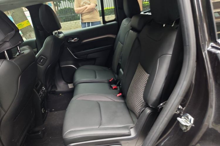 Used Jeep Commander 2018 2.0T Two-Wheel Drive Enjoy Edition China V Left Rear Seat
