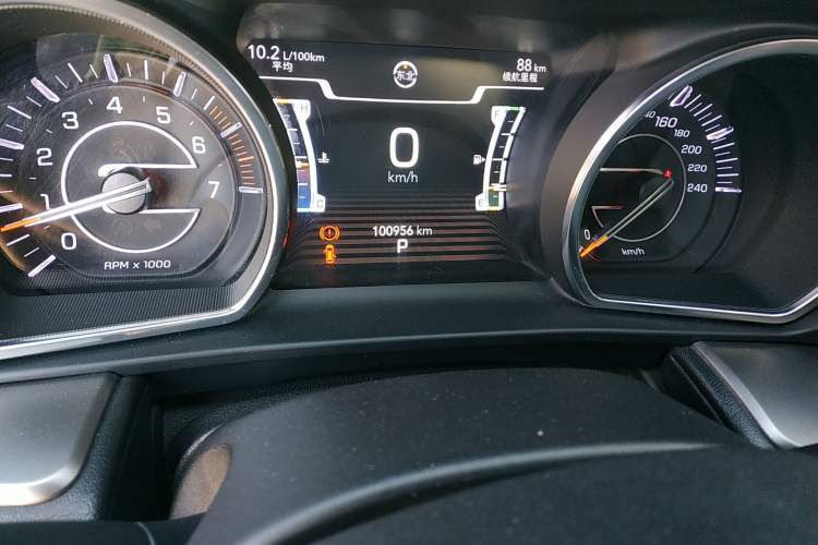 Used Jeep Commander 2018 2.0T Two-Wheel Drive Enjoyment Version China VI Emission Standard Odometer Close Up