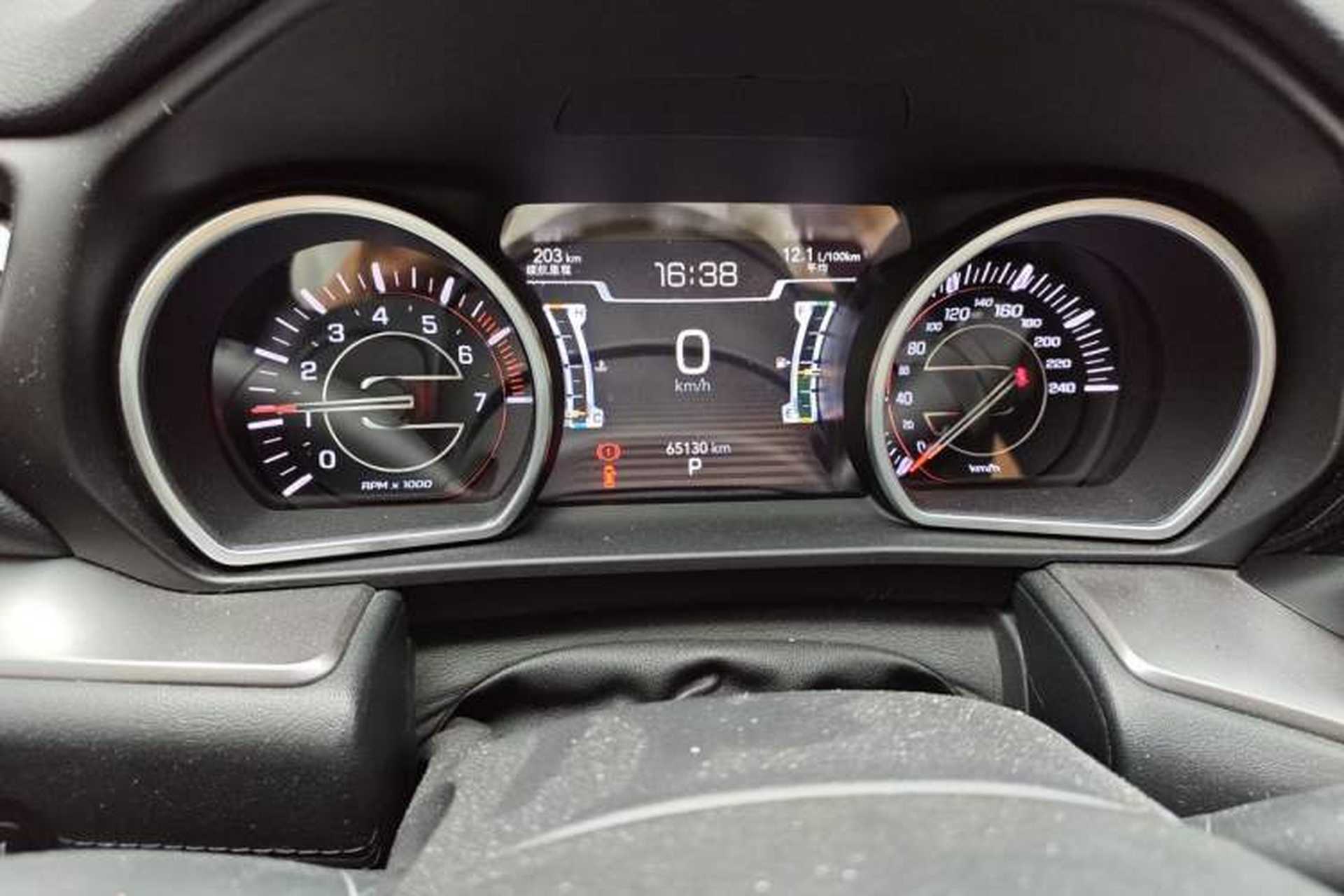 Used Jeep Commander 2018 2.0T Two-Wheel Drive Enjoy Edition China V Odometer Close Up