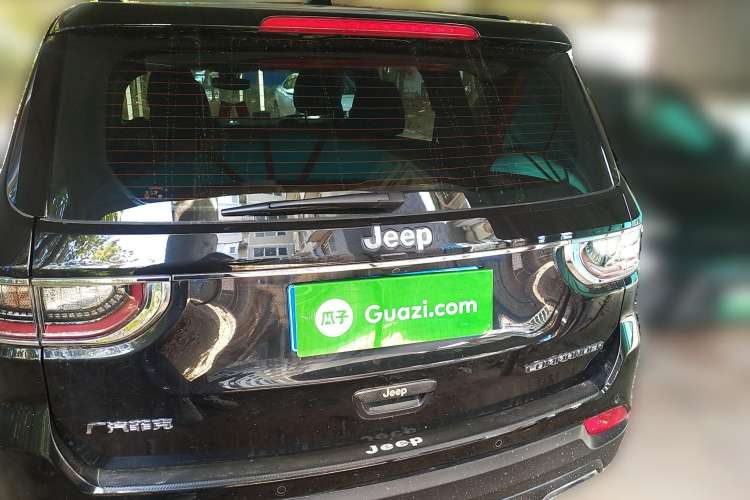 Used Jeep Commander 2018 2.0T Two-Wheel Drive Enjoyment Version China VI Emission Standard Rear
