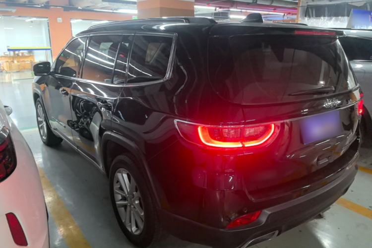 Used Jeep Commander 2018 2.0T Two-Wheel Drive Enjoyment Version China VI Emission Standard Rear Left 45 Deg