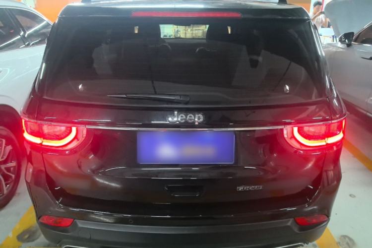 Used Jeep Commander 2018 2.0T Two-Wheel Drive Enjoyment Version China VI Emission Standard Rear